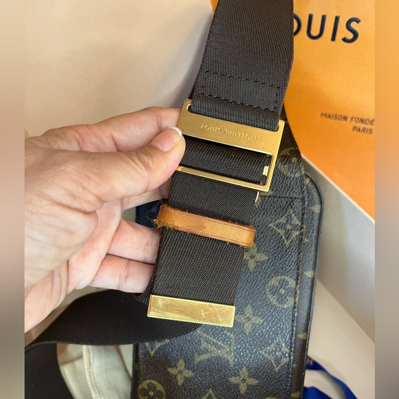 🎀 Louis Vuitton Monogram Geronimos Brown Body Bag - Picture 7 of 16